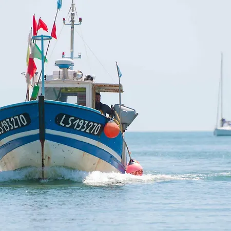 T2 Avec Wifi, Grande Terrasse, A 500m De La - Fr-1-92-924 Apartment